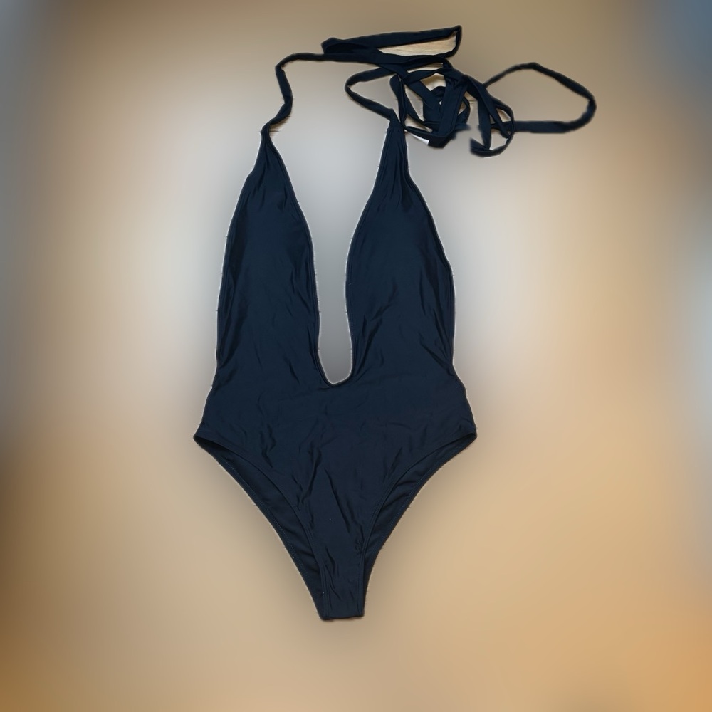SweatyRocks Black Criss Cross One Pieces Swimsuit - Picture 9 of 11